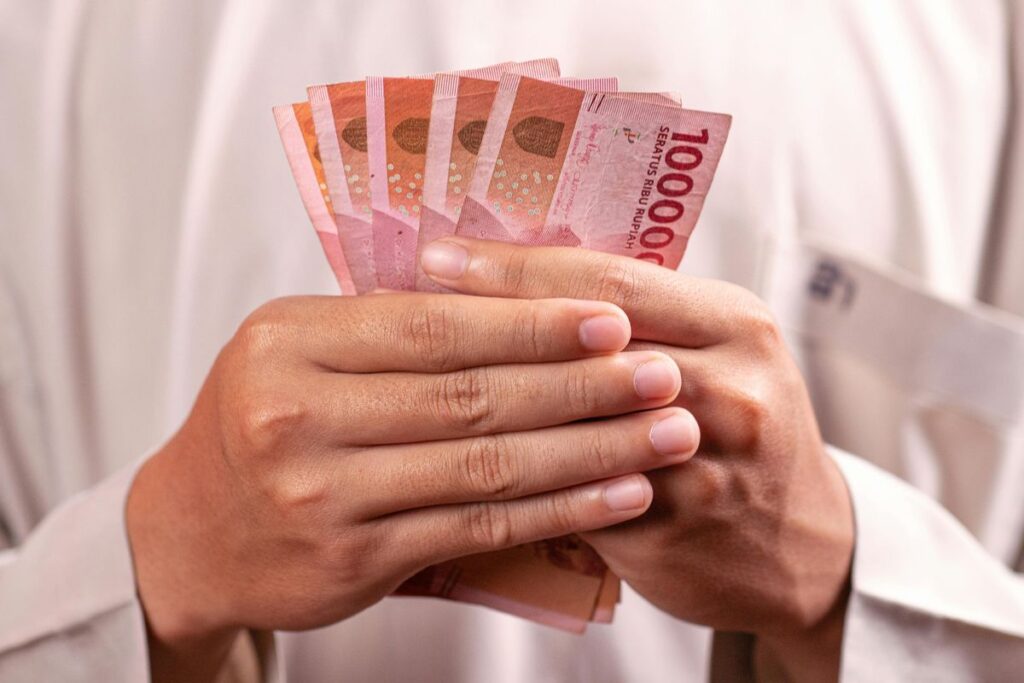 Dana BLT Kesra Rp900 Ribu November 2025 Belum Cair? Berikut Penjelasan dan Cara Melapor