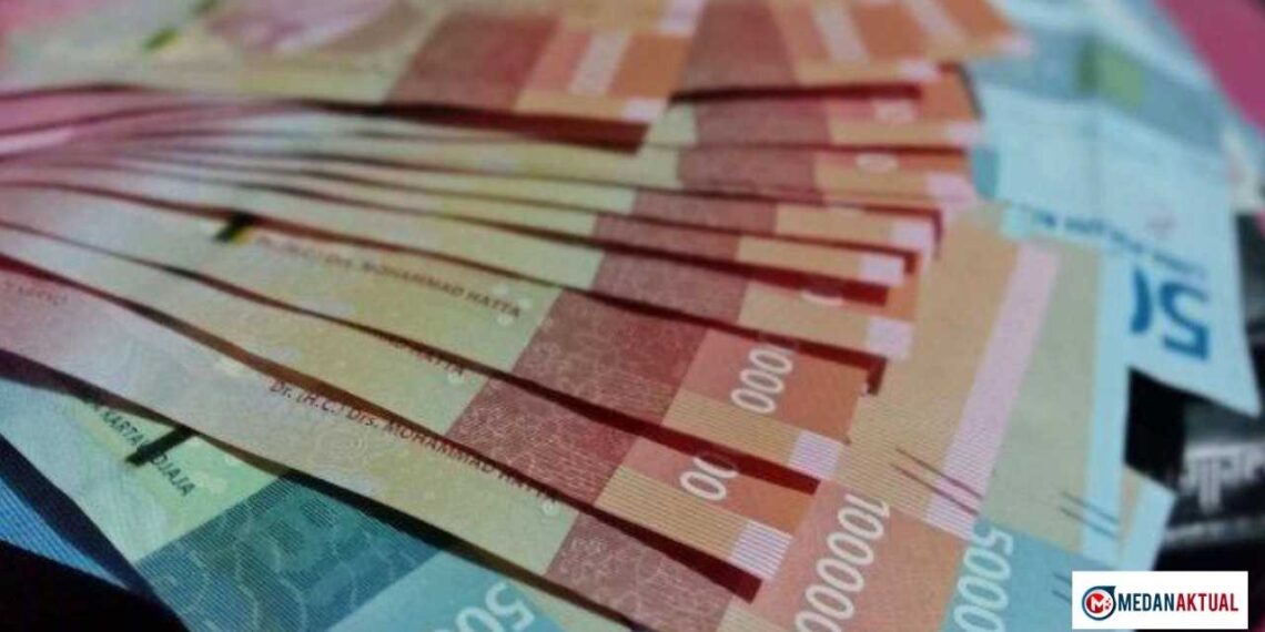 Keluarga PMI Dapat Bansos 2025? Simak Syarat, Mekanisme, dan Cara Ceknya