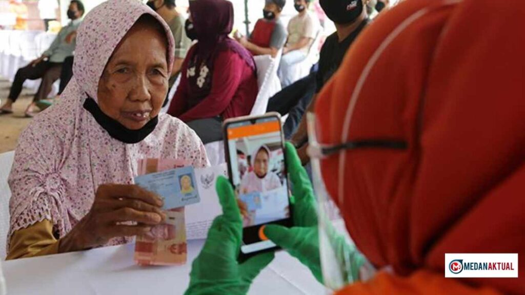 Kemensos Sediakan Command Center 171 untuk Usul dan Sanggah Data Bansos