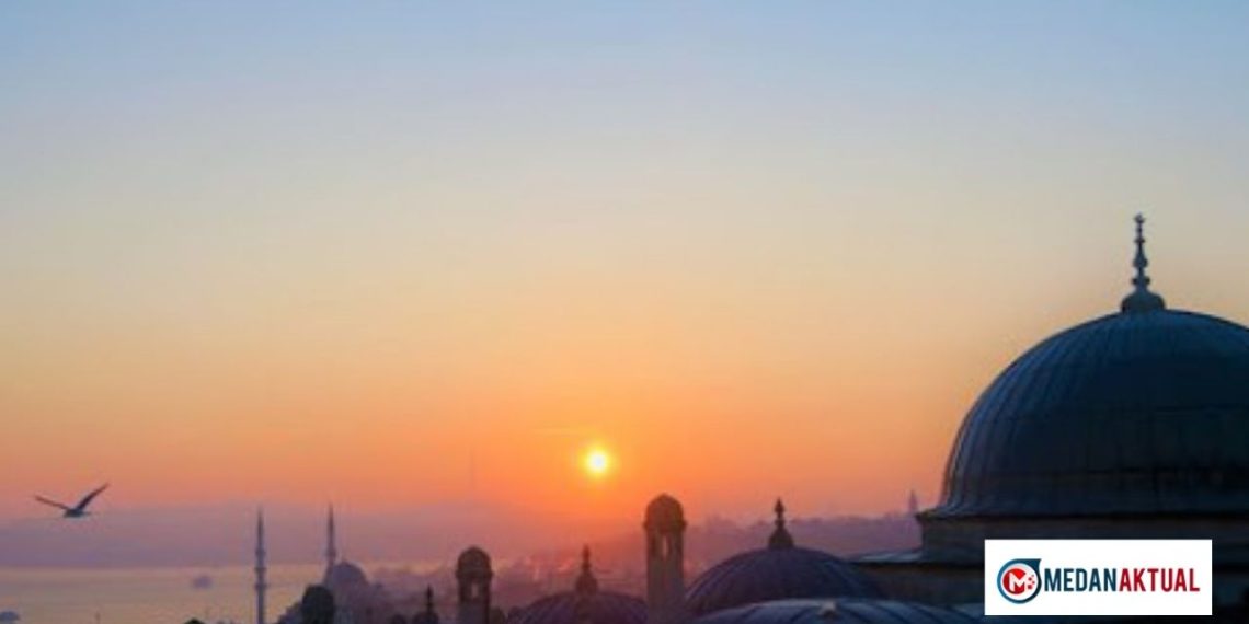 Azan Magrib Jakarta & Amalan Puasa Hari Ini, 22 Februari 2026