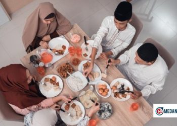 Jadwal Buka Puasa 27 februari 2026 Jakarta Pusat dan Sekitarnya