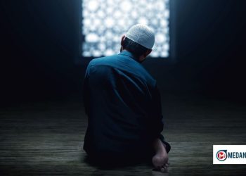 Niat Shalat Tarawih Sendiri dan Berjemaah: Arab, Latin, Arti & Tata Caranya Lengkap