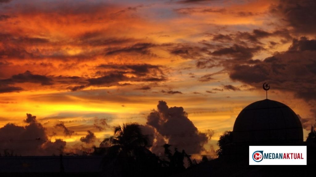 Cek Jam Buka Puasa Surabaya 15 Maret